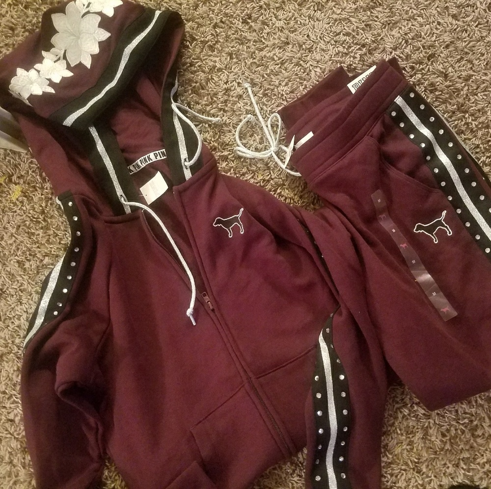 NEw pink v.s FULL OUTFIT WITH TAGS